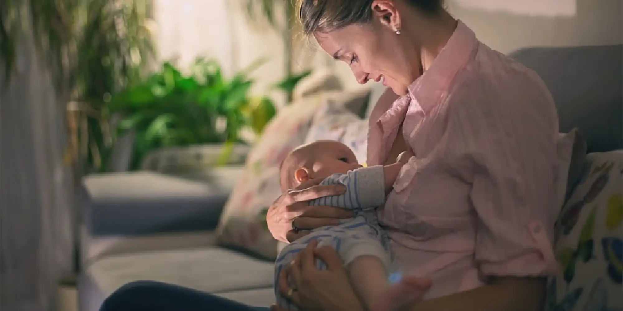Napping On The Job: How To Breastfeed A Sleepy Baby
