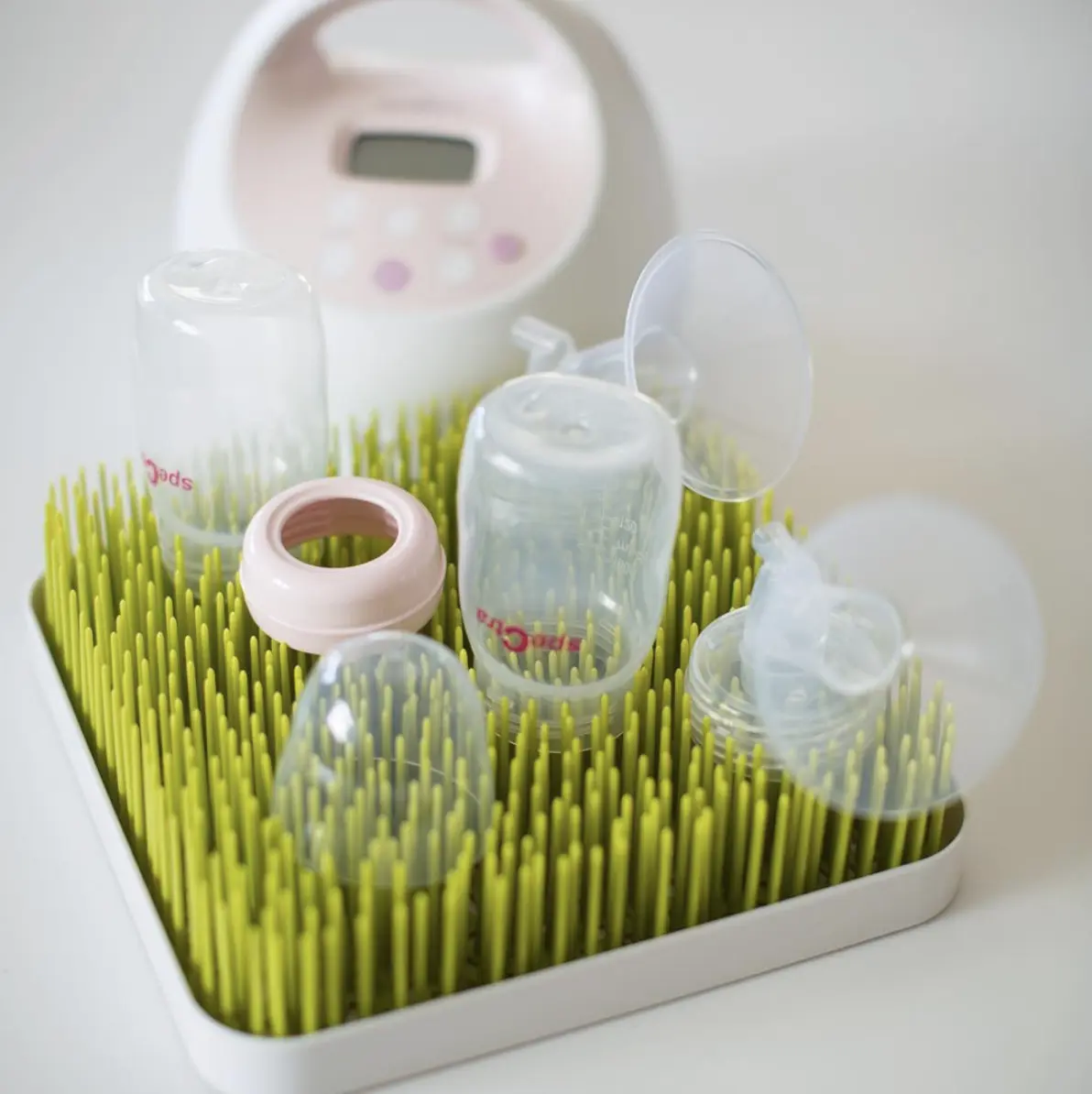 How to Keep Your Breast Pump Kit Clean